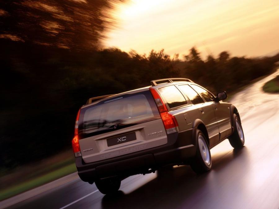  Volvo V70 XC 2000 года  (фото 14 из 20)